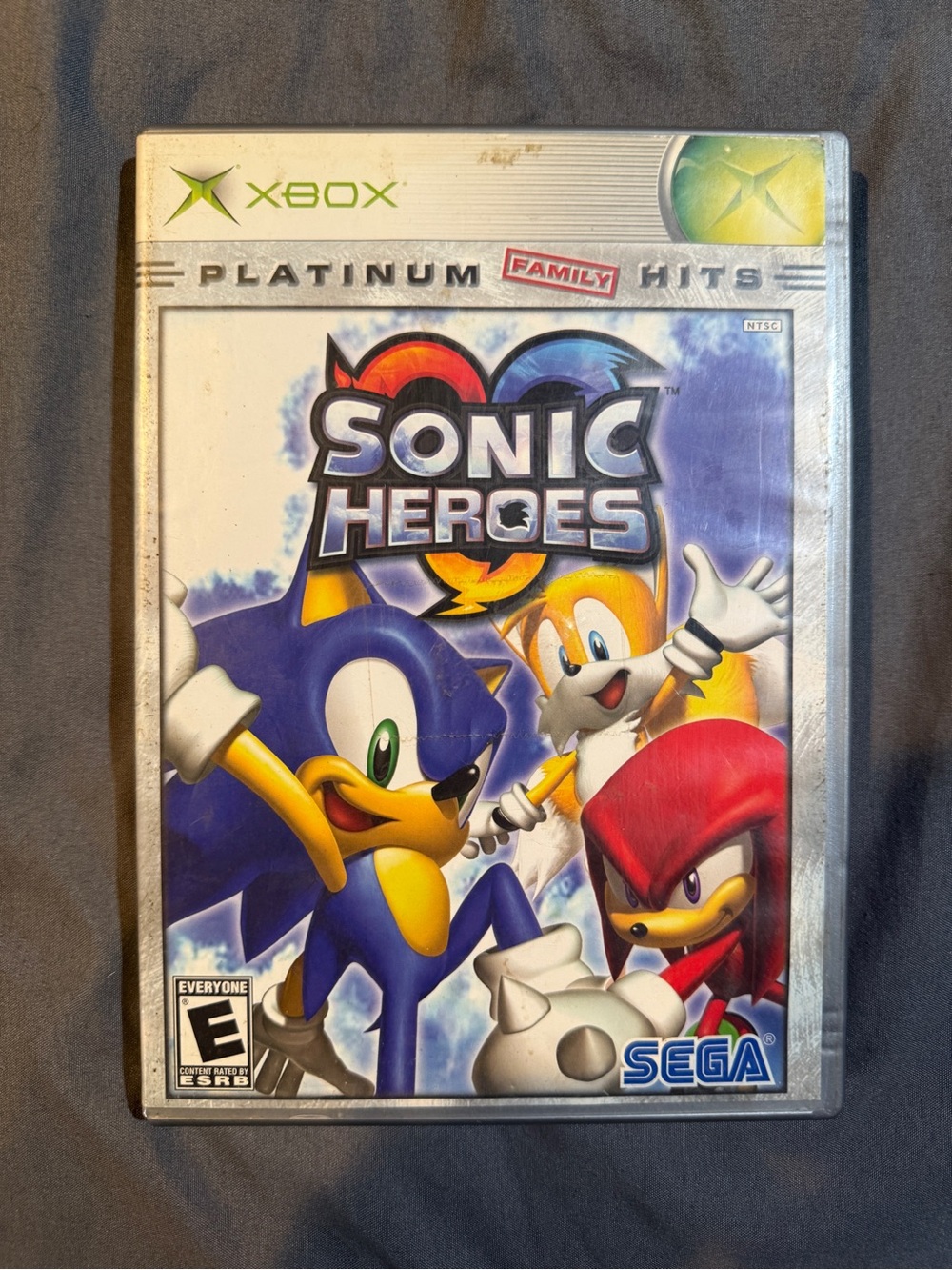 Sonic Heroes (Xbox) Platinum Family Hits - SEGA - White/Silver Case